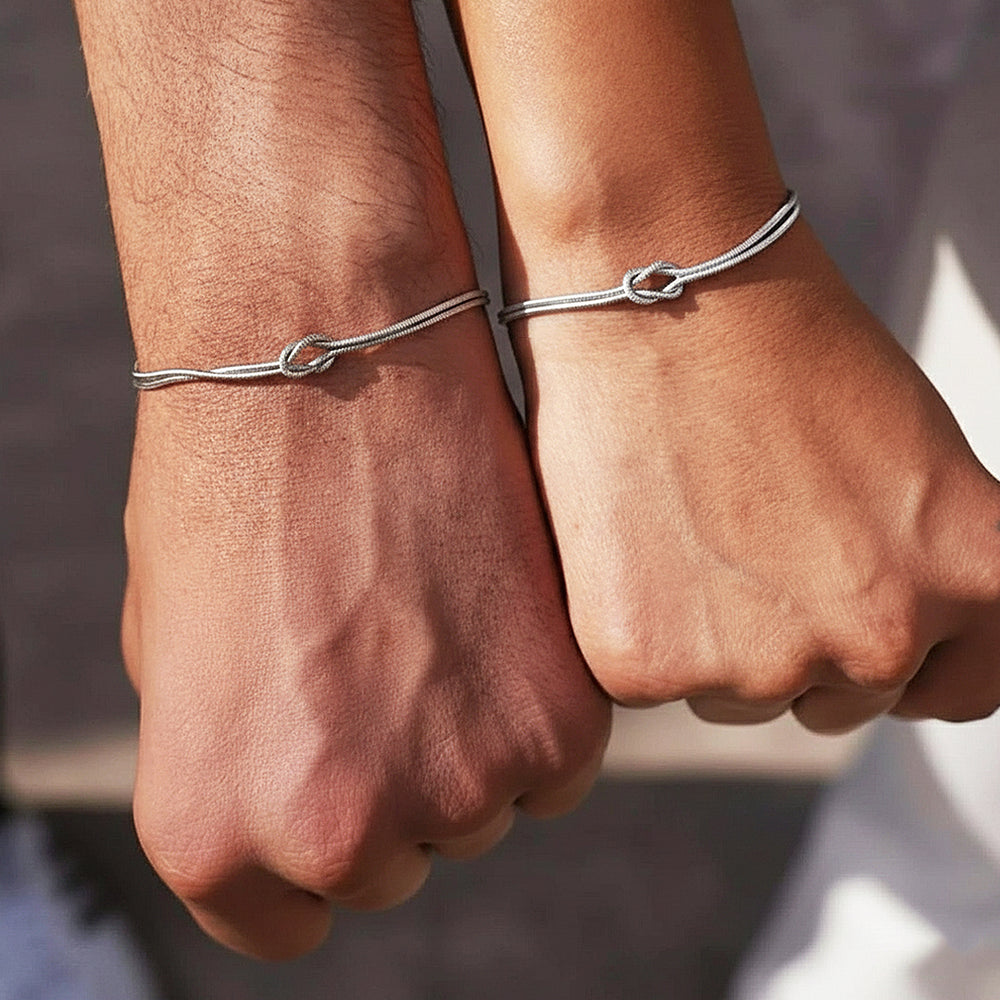 Soul Knot Couple Bracelets - Same Day Couple | Singapore Jewellery, Wedding Rings & Gifts | Same Day Delivery | Tiara.com.sg