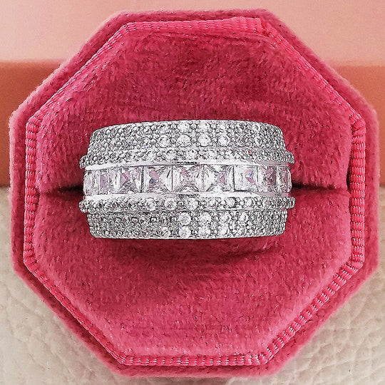 LUXE5060 - Ring | Singapore Jewellery, Wedding Rings &amp; Gifts | Same Day Delivery | Tiara.com.sg