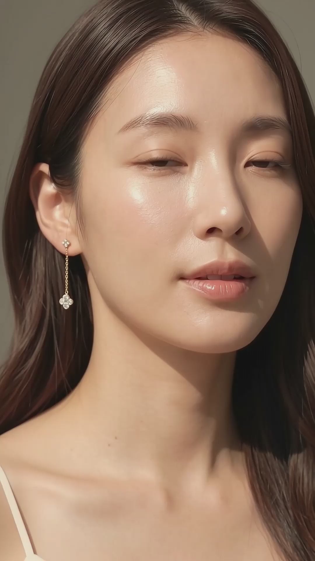 Floral Clover Chain Drop Earrings | Luxe3780
