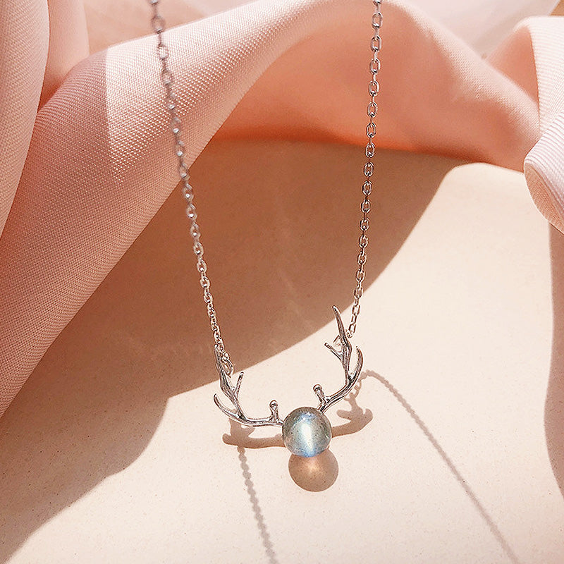 Luxe4050 - Strawberry Crystal Necklace - | Singapore Jewellery, Wedding Rings &amp; Gifts | Same Day Delivery | Tiara.com.sg